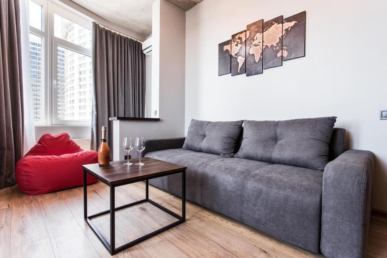 Апартаменты Arcadia Loft Style Одесса Экстерьер фото