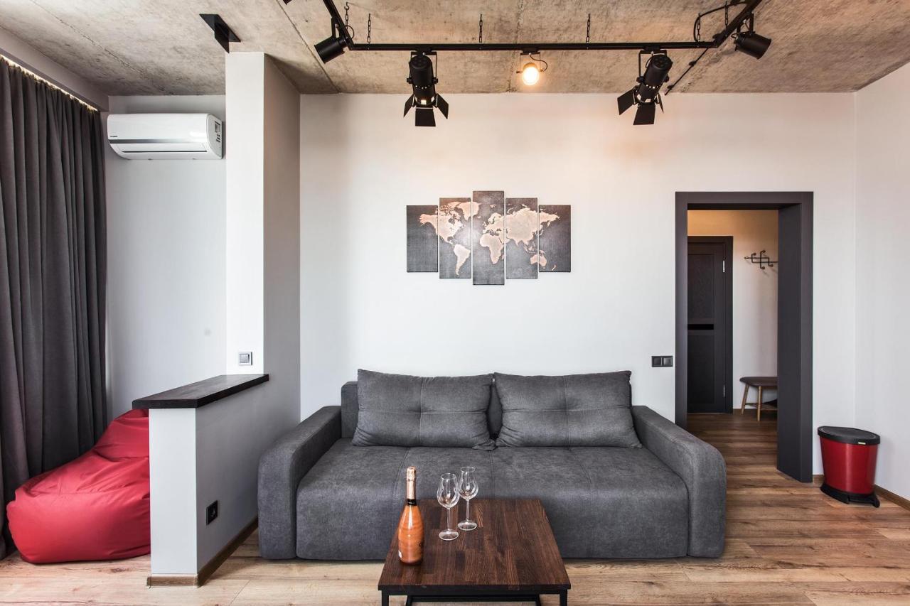 Апартаменты Arcadia Loft Style Одесса Экстерьер фото