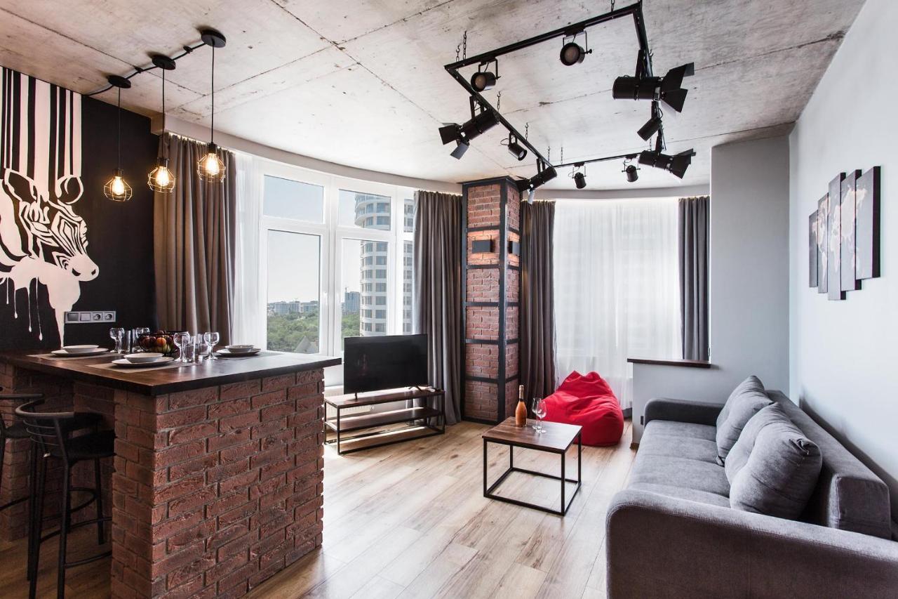 Апартаменты Arcadia Loft Style Одесса Экстерьер фото
